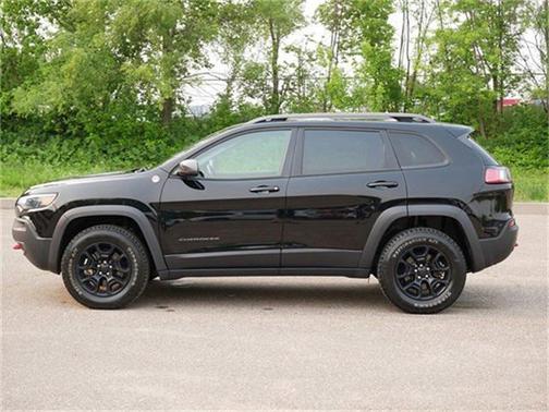 2020 Jeep Cherokee Trailhawk
