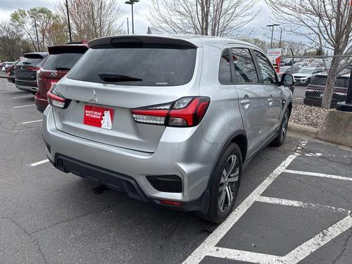 Alloy Silver Metallic 2024 Mitsubishi Outlander Sport 2.0 ES
