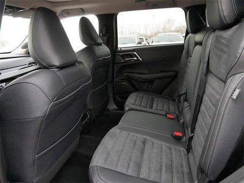 2025 Mitsubishi Outlander SE 2.5 S-AWC