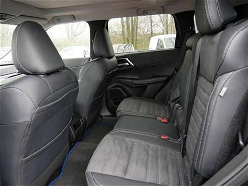 2025 Mitsubishi Outlander PHEV SE S-AWC