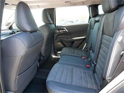 2025 Mitsubishi Outlander SE 2.5 S-AWC