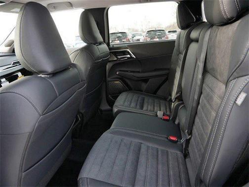 2026 Mitsubishi Outlander SE 1.5T S-AWC