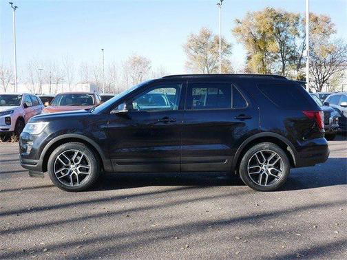 2019 Ford Explorer Sport