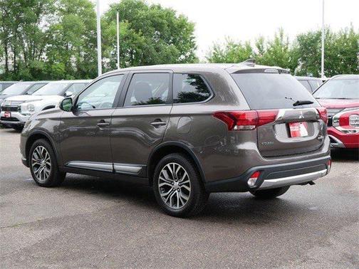 2017 Mitsubishi Outlander SE