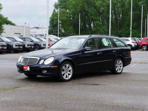 Capri Blue Metallic 2009 Mercedes-Benz E-Class 4MATIC