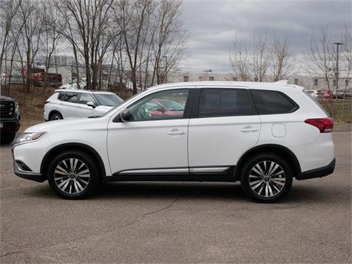2019 Mitsubishi Outlander ES