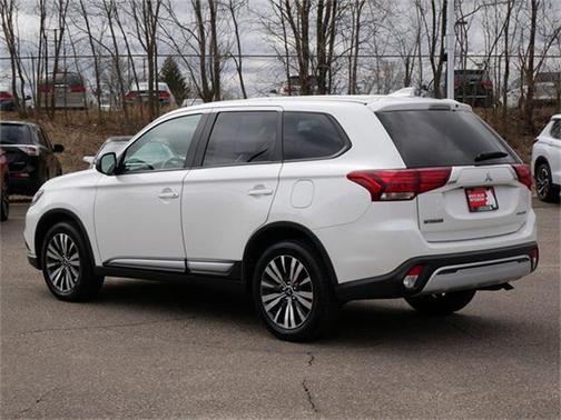 2019 Mitsubishi Outlander ES