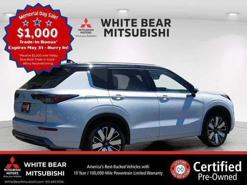 White Diamond/Black Roof 2025 Mitsubishi Outlander SEL S-AWC