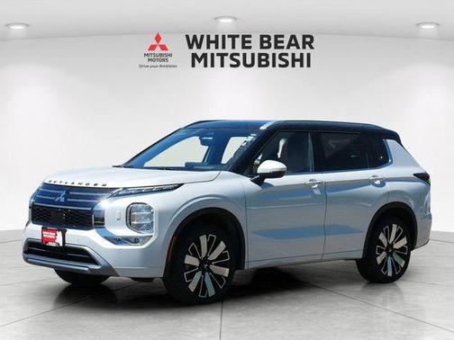 White Diamond/Black Roof 2025 Mitsubishi Outlander SEL S-AWC