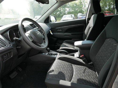 2025 Mitsubishi Outlander Sport 2.0 ES