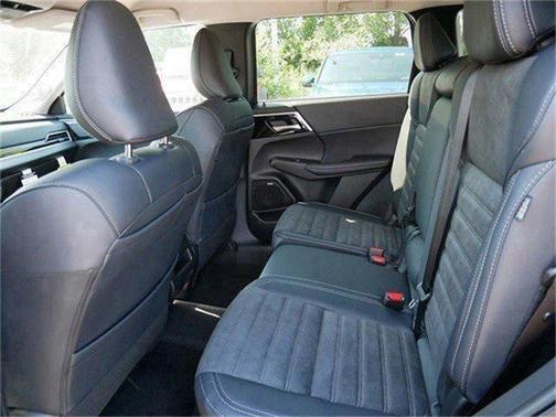 2025 Mitsubishi Outlander SE 2.5 S-AWC