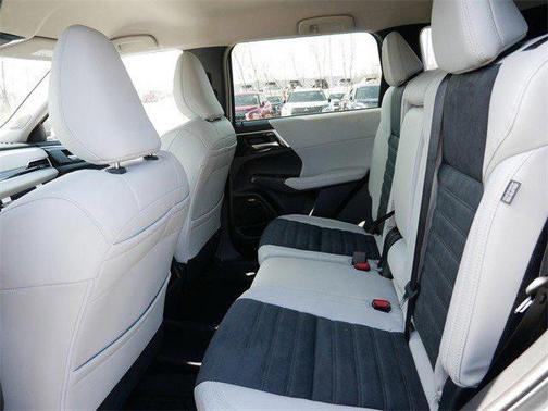 2026 Mitsubishi Outlander SE 1.5T S-AWC