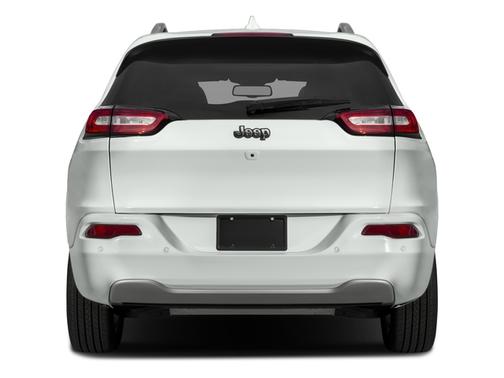 Granite Crystal Metallic Clearcoat 2018 Jeep Cherokee Overland