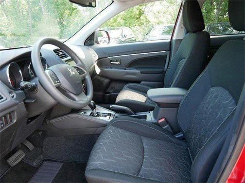 2025 Mitsubishi Outlander Sport 2.0 ES