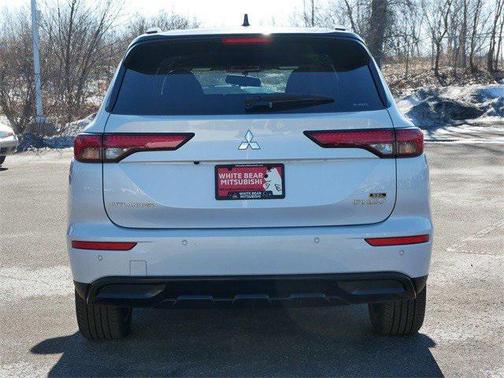 2025 Mitsubishi Outlander PHEV SEL