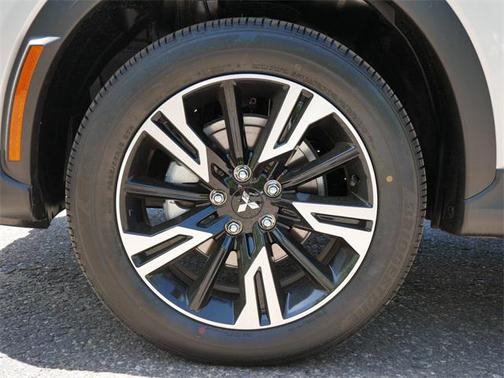 2025 Mitsubishi Eclipse Cross SE