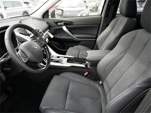 2025 Mitsubishi Eclipse Cross SE