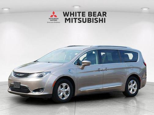 Molten Silver 2018 Chrysler Pacifica Hybrid Touring L