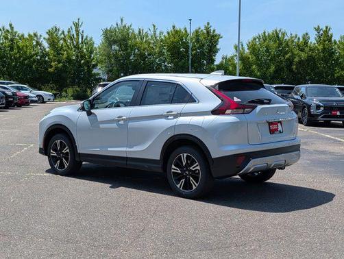 White Diamond 2026 Mitsubishi Eclipse Cross SE