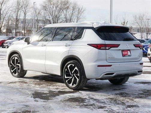 2022 Mitsubishi Outlander SEL