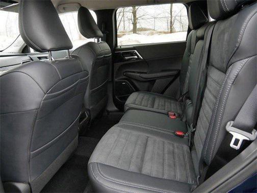 2026 Mitsubishi Outlander SE 1.5T S-AWC