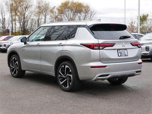 2025 Mitsubishi Outlander PHEV SEL