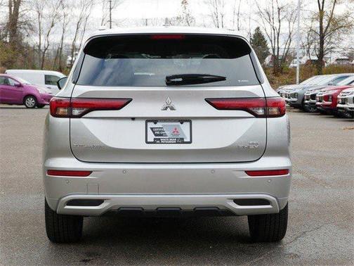 2025 Mitsubishi Outlander PHEV SEL
