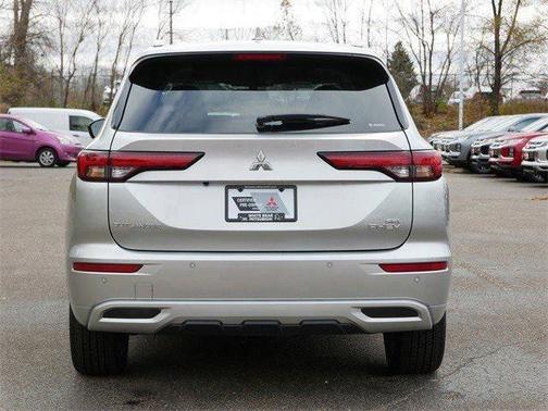 2025 Mitsubishi Outlander PHEV SEL
