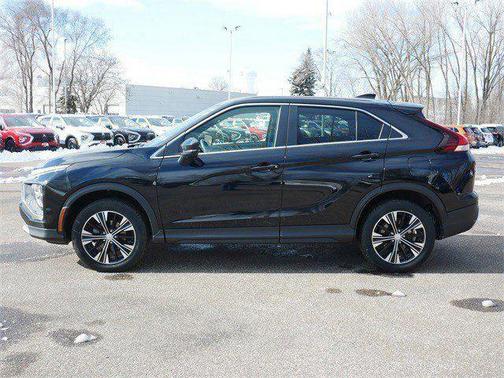 Labrador Black Pearl 2022 Mitsubishi Eclipse Cross SEL