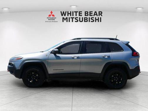 Billet Silver Metallic Clearcoat 2017 Jeep Cherokee Trailhawk