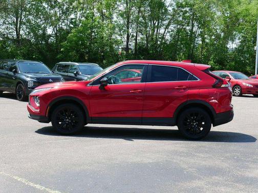 Red Diamond 2023 Mitsubishi Eclipse Cross LE