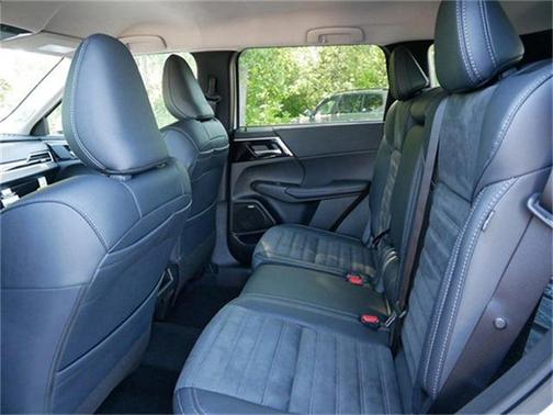 2025 Mitsubishi Outlander SE 2.5 S-AWC