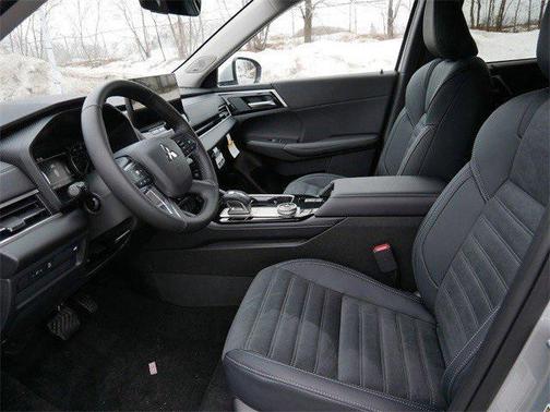 2026 Mitsubishi Outlander SE 1.5T S-AWC