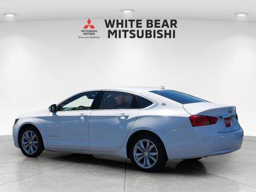 Summit White 2019 Chevrolet Impala 1LT