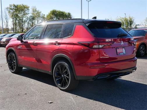 2025 Mitsubishi Outlander PHEV SEL