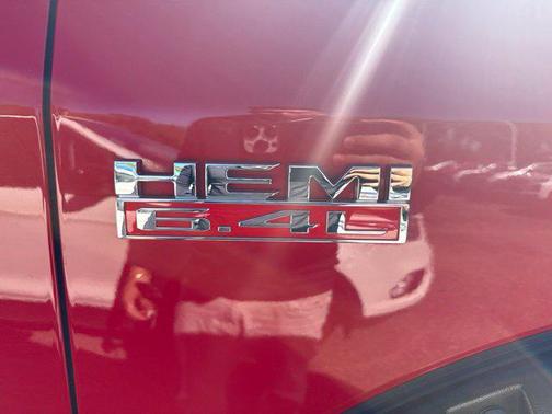 Flame Red Clearcoat 2022 RAM 2500 Tradesman Crew Cab 4x4 8' Box