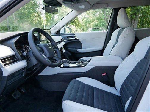 2025 Mitsubishi Outlander SE 2.5 S-AWC