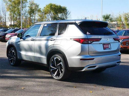 2025 Mitsubishi Outlander PHEV SE S-AWC