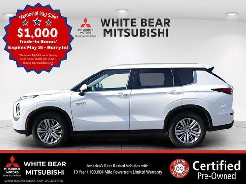 Solid White 2025 Mitsubishi Outlander PHEV LE