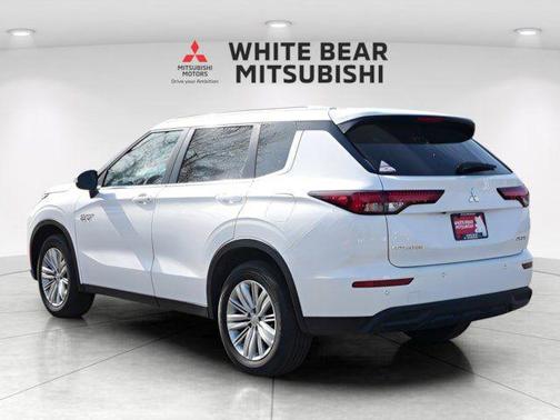Solid White 2025 Mitsubishi Outlander PHEV LE