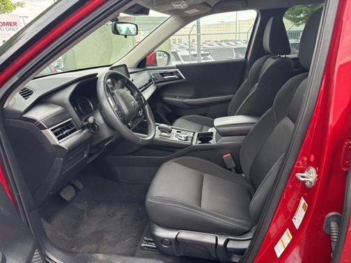 Red Diamond 2022 Mitsubishi Outlander ES S-AWC