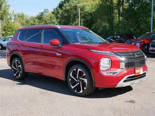 2025 Mitsubishi Outlander PHEV SEL