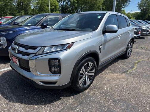 Alloy Silver Metallic 2023 Mitsubishi Outlander Sport 2.0 ES
