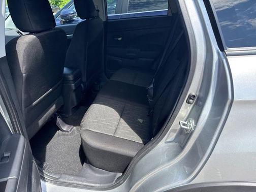 Alloy Silver Metallic 2023 Mitsubishi Outlander Sport 2.0 ES