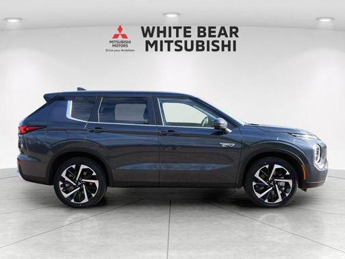 Graphite Gray 2025 Mitsubishi Outlander PHEV SE S-AWC