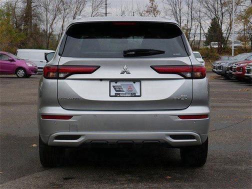 2025 Mitsubishi Outlander PHEV SEL