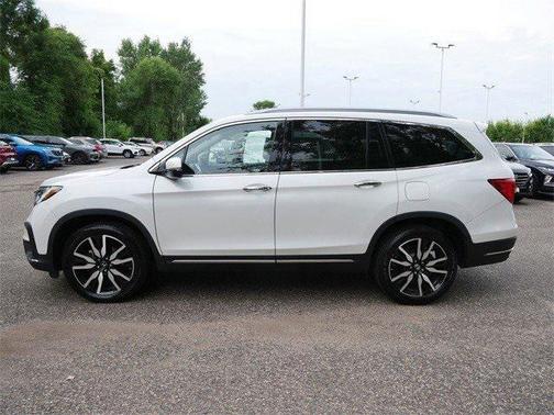 2020 Honda Pilot Touring 8-Passenger