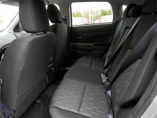 2025 Mitsubishi Outlander Sport 2.0 ES