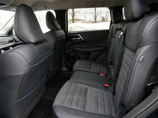 2026 Mitsubishi Outlander SE 1.5T S-AWC