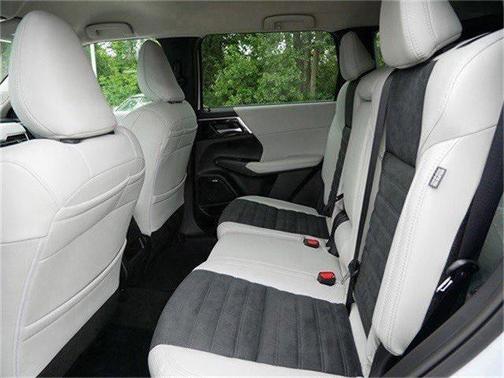 2025 Mitsubishi Outlander SE 2.5 S-AWC